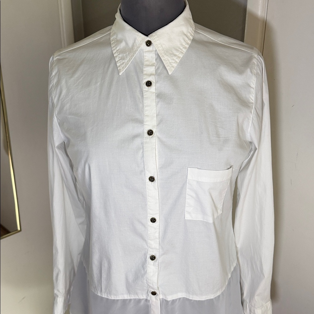 5/$15 - DG2 Diane Gilman white button-up blouse - Picture 2 of 6